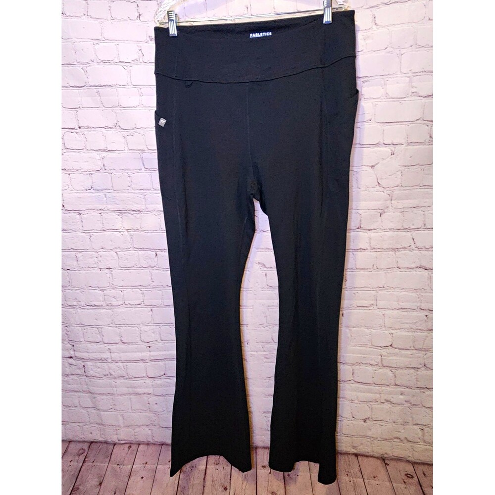 Fabletics Ponte Flex Kick Flare Scrub Pants Womens XXL / 1X Black 32" Inseam